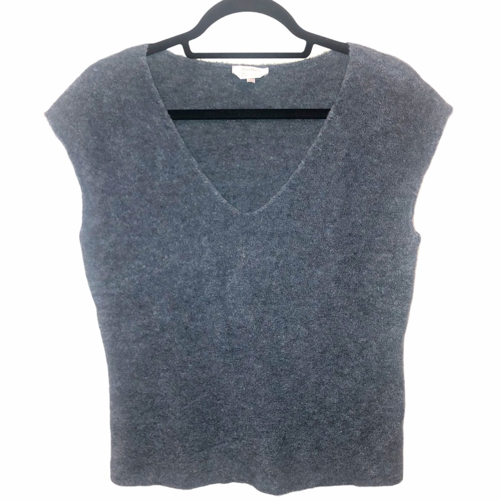 MAX MARA BLUE VNECK CAP SLEEVE SWEATER TOP…